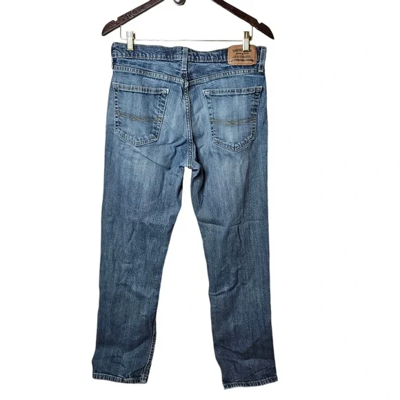 Levi's Athletic Fit Men's Jeans - Dark Wash - Tapered Leg